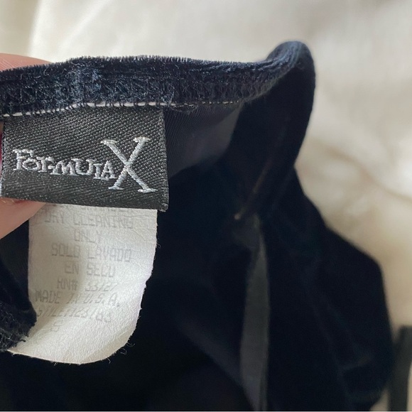 Vintage Velvet Halter Jumpsuit - Picture 4 of 5